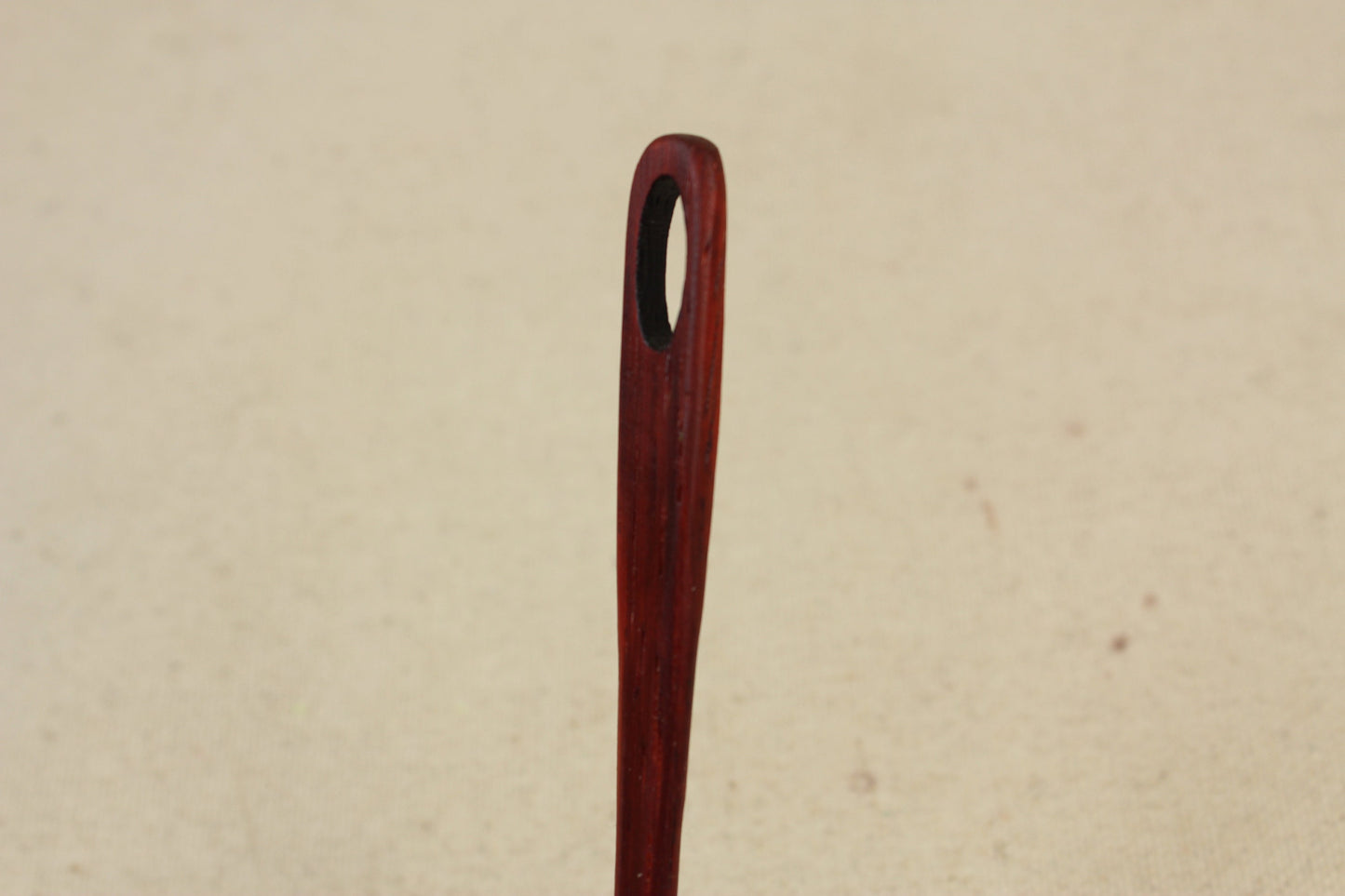 African Padauk Nålbinding Needle